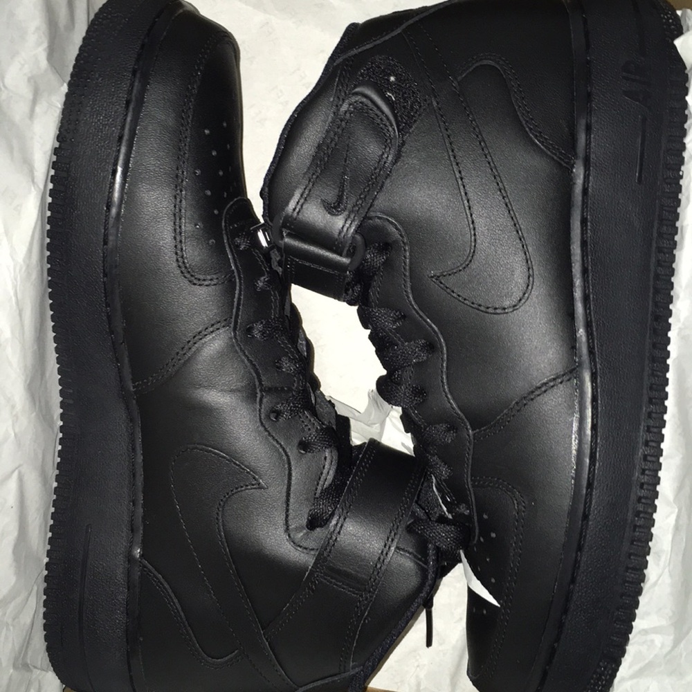 Nike air force 1 mids black